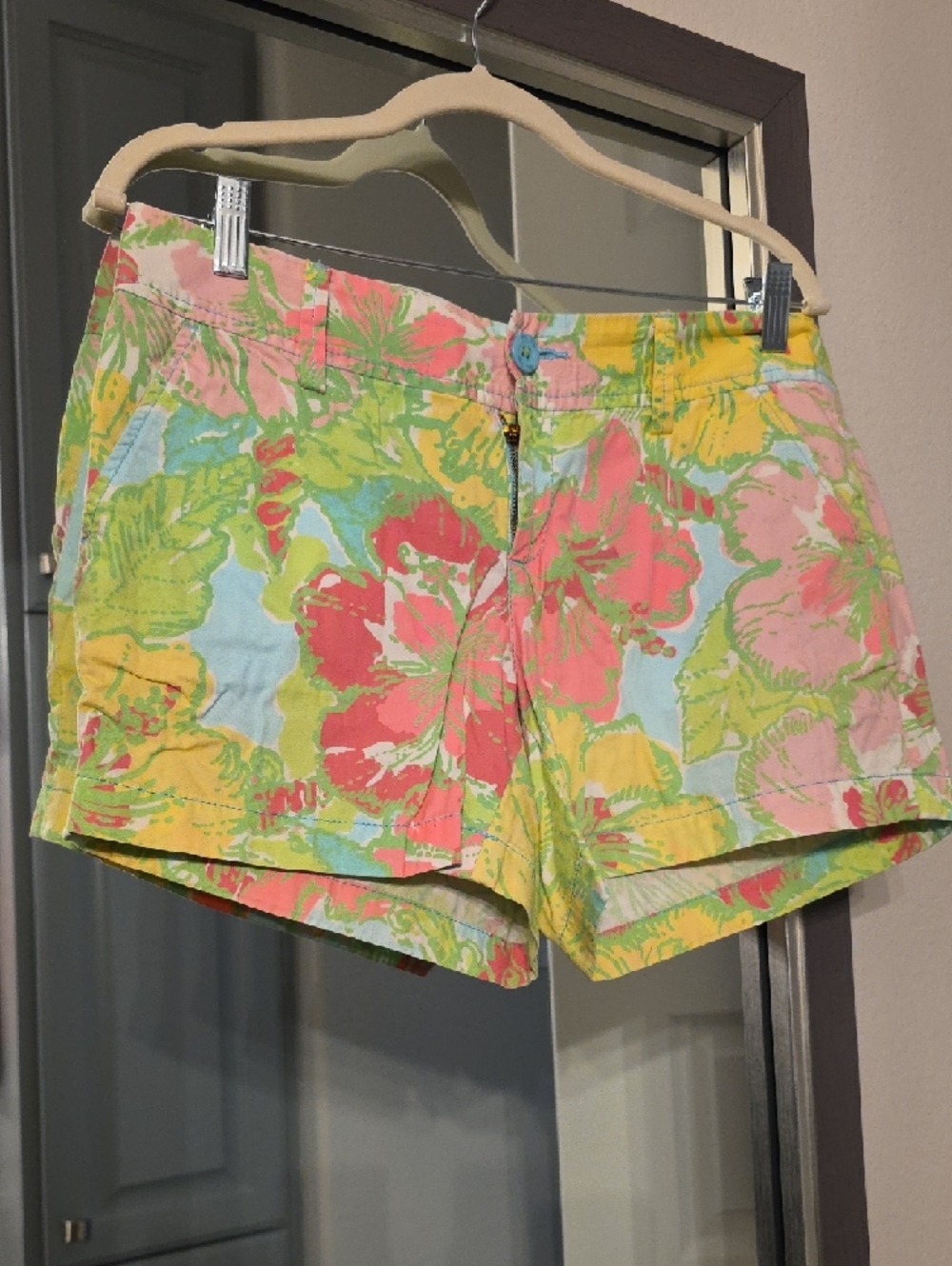 Lilly Pulitzer Tropical Pastel Floral High-Waist Shorts - Picture 5 of 12